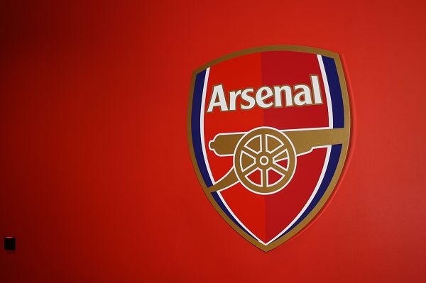 呆妹儿PK不敌前二台，被惩罚后喊对方反骨仔，现场上演“挖”大哥