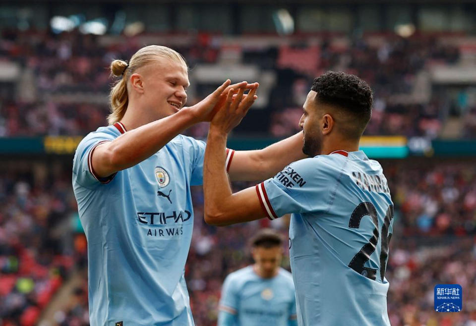 杜兰特轰39+4+7仍无缘今日最佳！对不起，你碰到暴走的哈登了