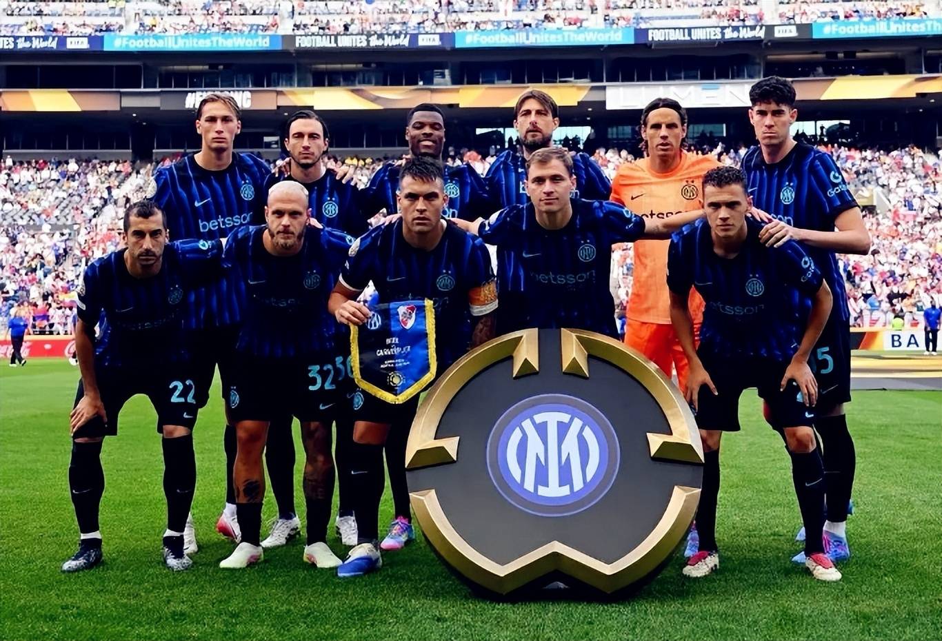 热火拒20分逆转！布克24+9，阿德巴约大爆发，火箭弃将25+4犯大错