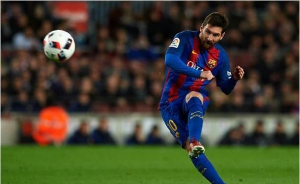 巴塞罗那总监在酒店会见拉什福德的经纪人；利物浦右后卫赛季报销；曼联名宿猛夸赖斯；