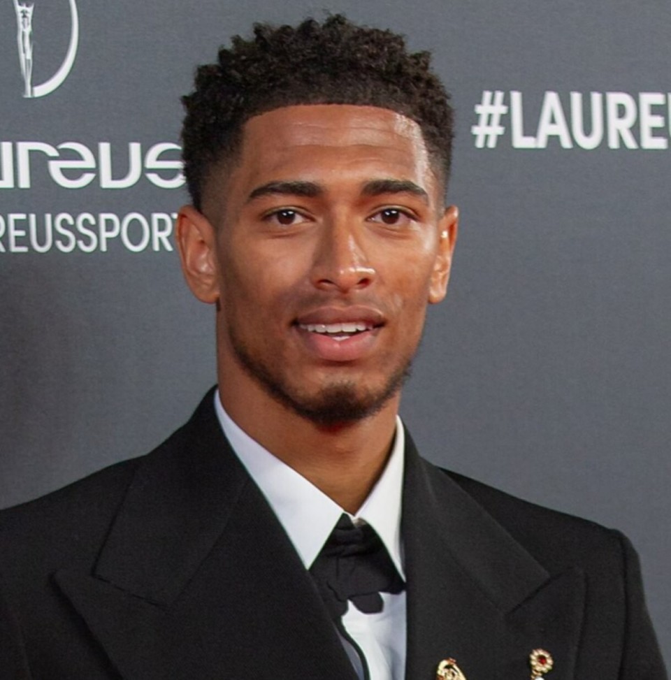 国之重器歼20联动《世界启元》树立策略游戏联动新标杆